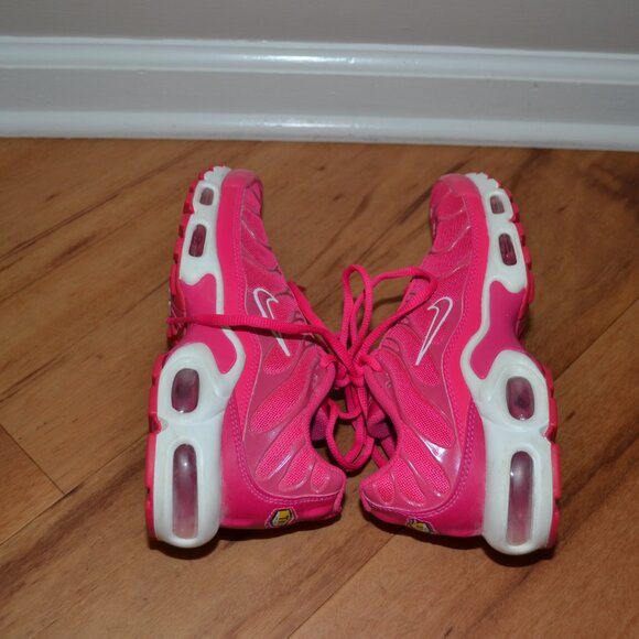Nike Air Max Plus Hot Pink/white Women's DR9886-600 Size 7 Athletic sneakers - Picture 6 of 10